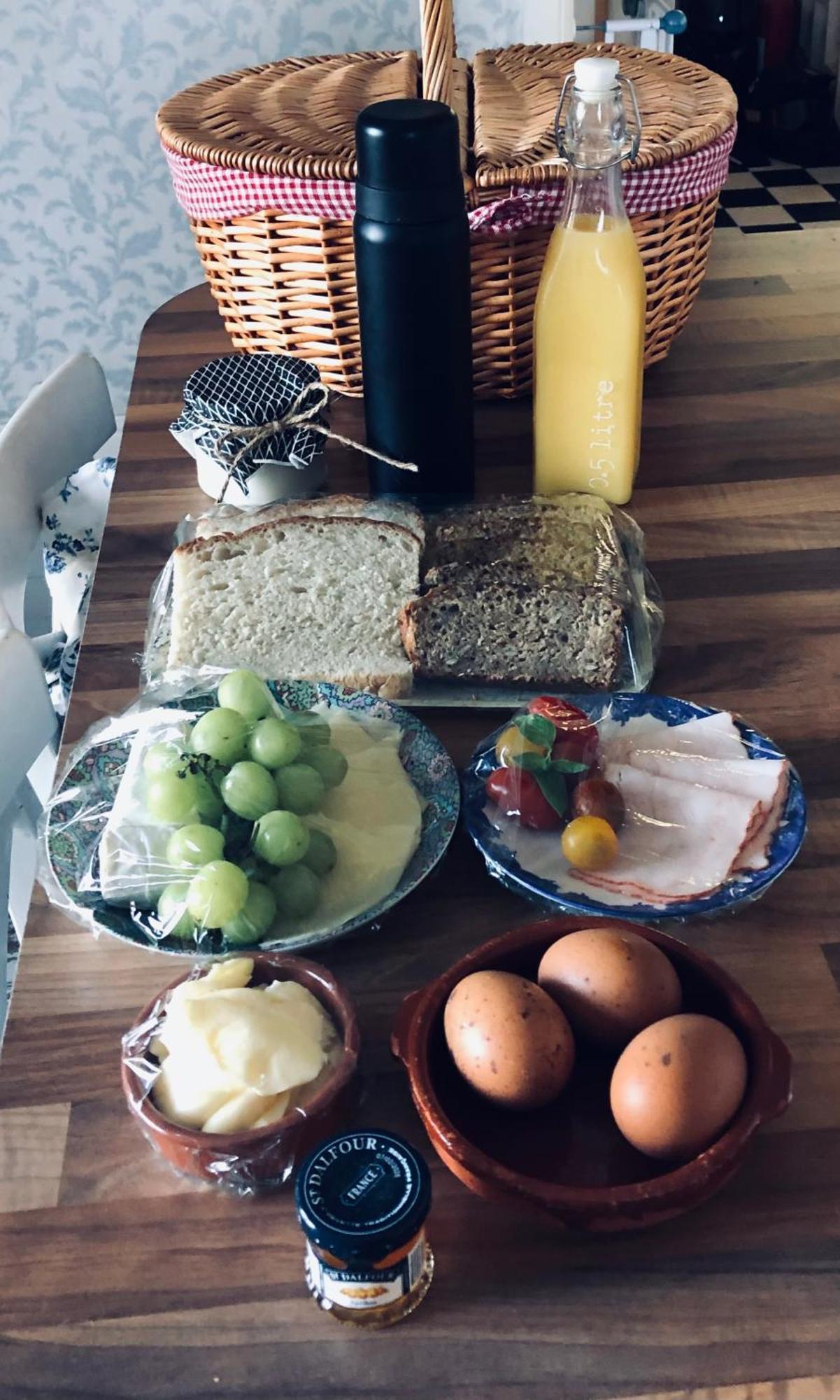 Egen Stuga Och Vedeldad Bastu Linghed Eksteriør billede